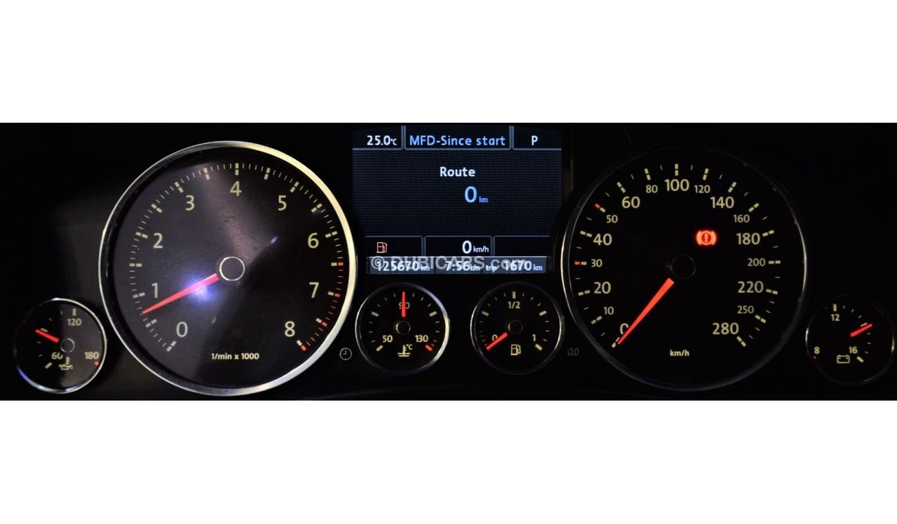 Volkswagen Touareg LOW MILEAGE! for our Volkswagen Touareg 2009 Model!! in White Color! GCC Specs