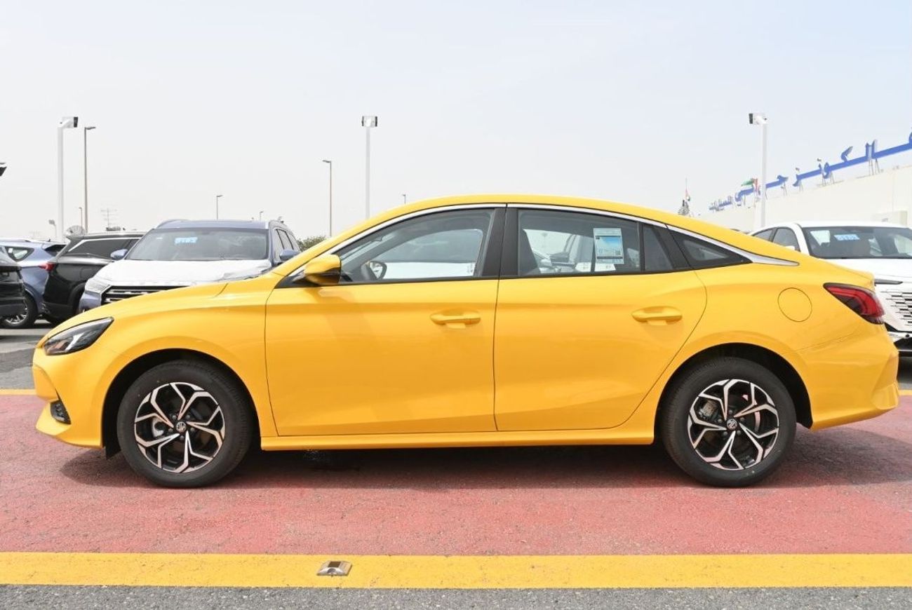 MG GT MG GT 1.5L, fastback sedan, Basic Option, Model 2023, Color Yellow