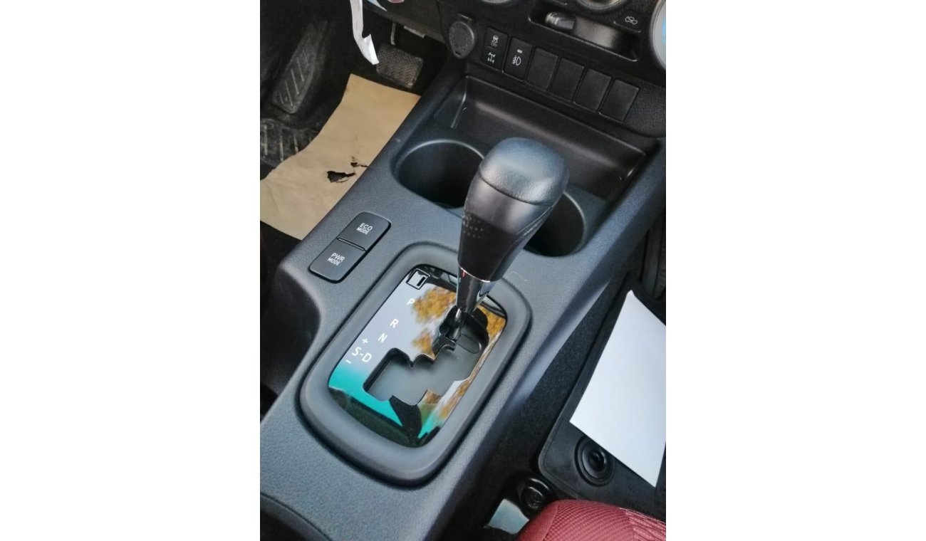 Toyota Hilux 2.4 DESEIL  AUTOMATIC GEAR