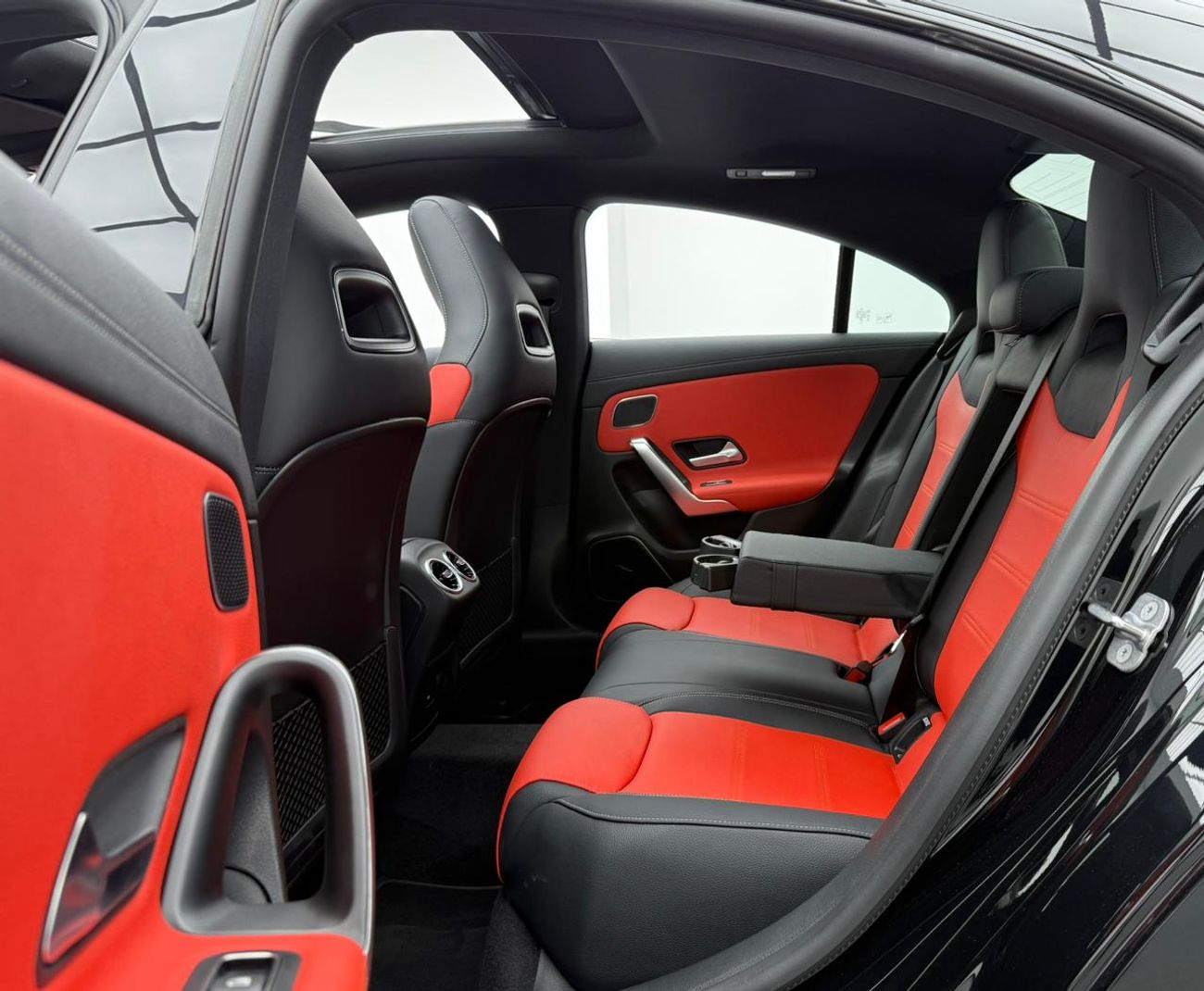 مرسيدس بنز CLA 45 S  AMG 2025 Mercedes Benz AMG CLA45 S Premium+, 5 Years Mercedes Warranty, Delivery Kms, Fully Loaded, GCC