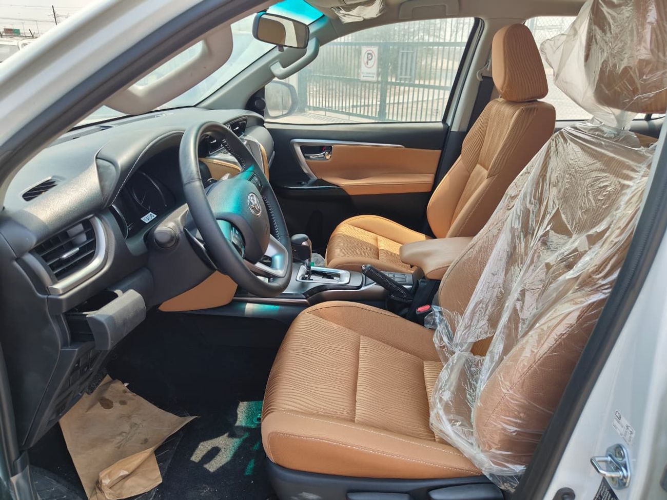 Toyota Fortuner 2024 Toyota Fortuner SR5 High-Option 7-Seater 2.4L 4-Cyl Turbo Diesel A/T 4x4 Export Only