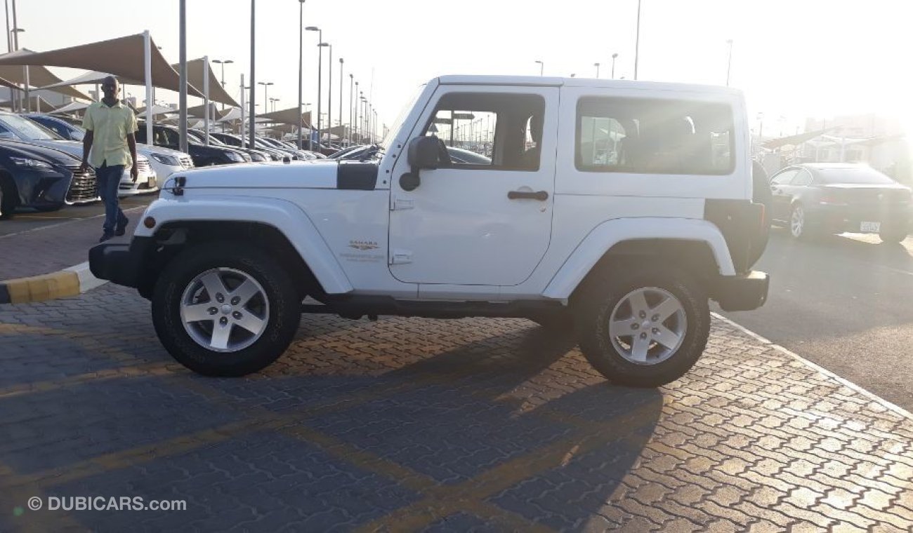 جيب رانجلر 2013  Sahara Gulf specs clean car excellent condition