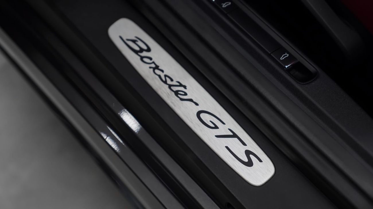 Porsche 718 Boxster GTS 4.0L A/T