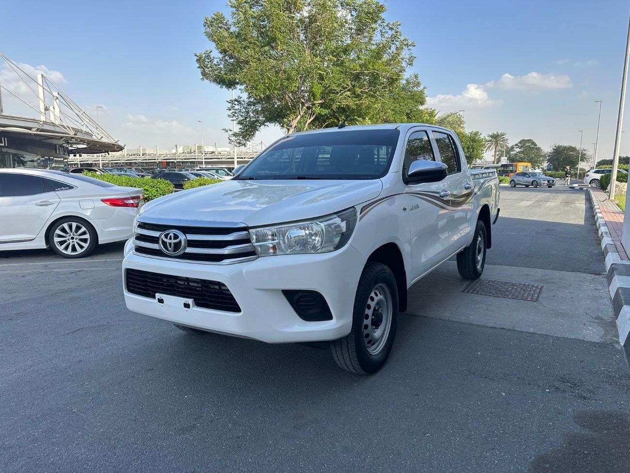 Toyota Hilux GLX 2.7L Double Cab Utility 4WD A/T