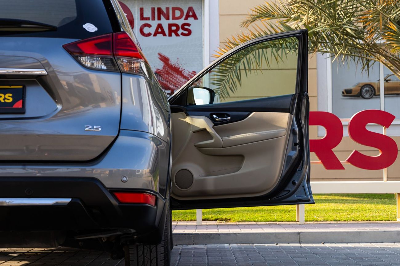 نيسان إكس تريل SL 2.5L