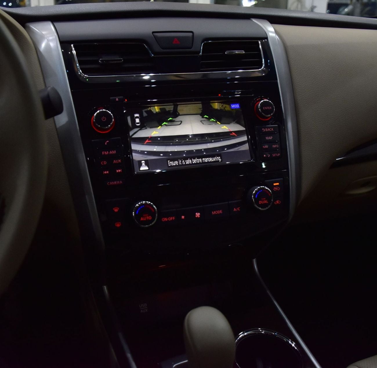 نيسان ألتيما SL EXCELLENT DEAL for our Nissan Altima SL ( 2015 Model ) in Blue Color GCC Specs