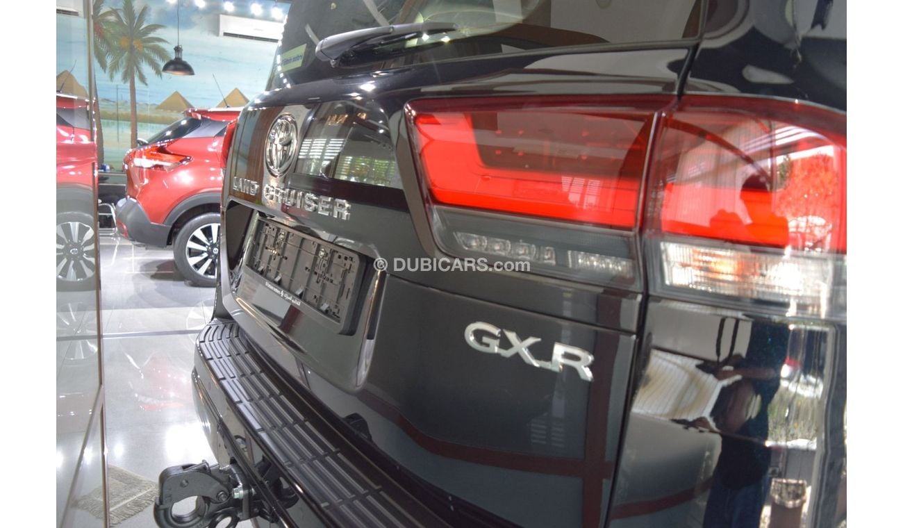 New Toyota Land Cruiser AL FUTTAIM CAR GXR 4.0L ZERO KILOMETER DEALER WARRATY + SERVICE