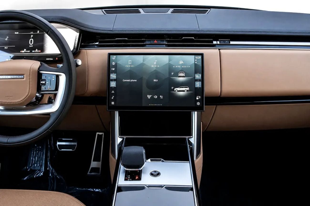 Land Rover Range Rover SE Brand P400 SE | GCC Specs | Warranty