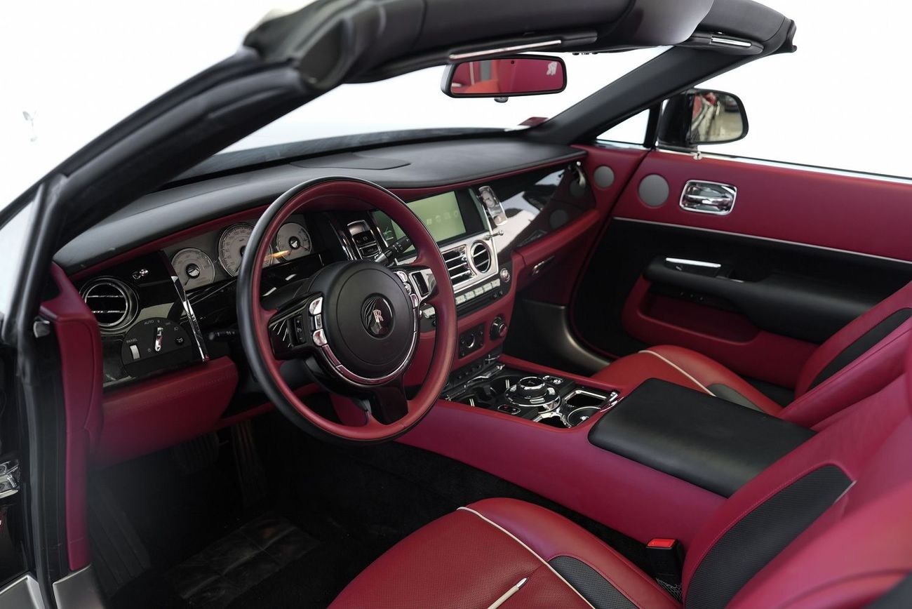 رولز رويس داون Rolls Royce Dawn