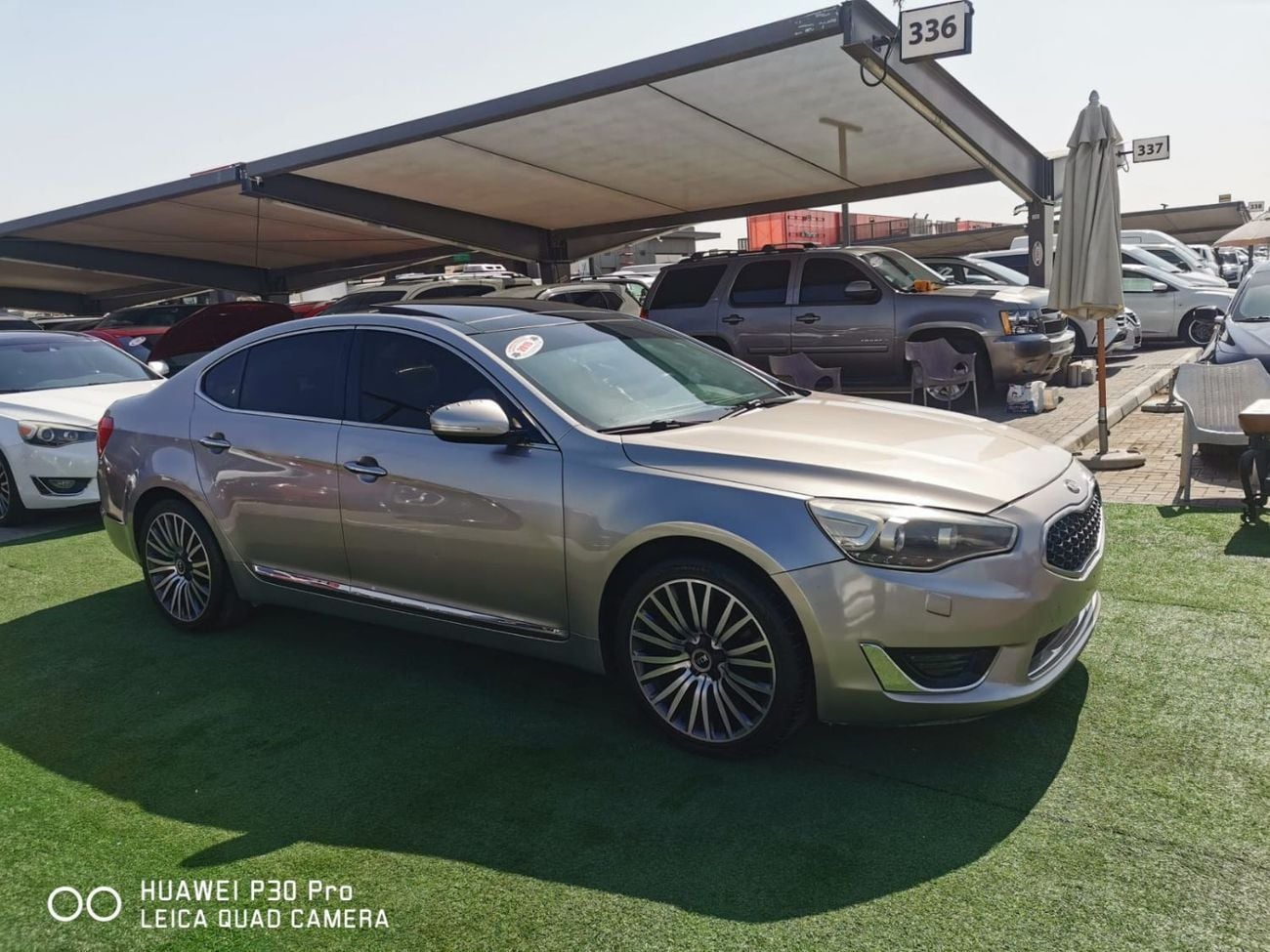 Kia Cadenza EX DLX PANORAMA S/R fully equipped with a panoramic