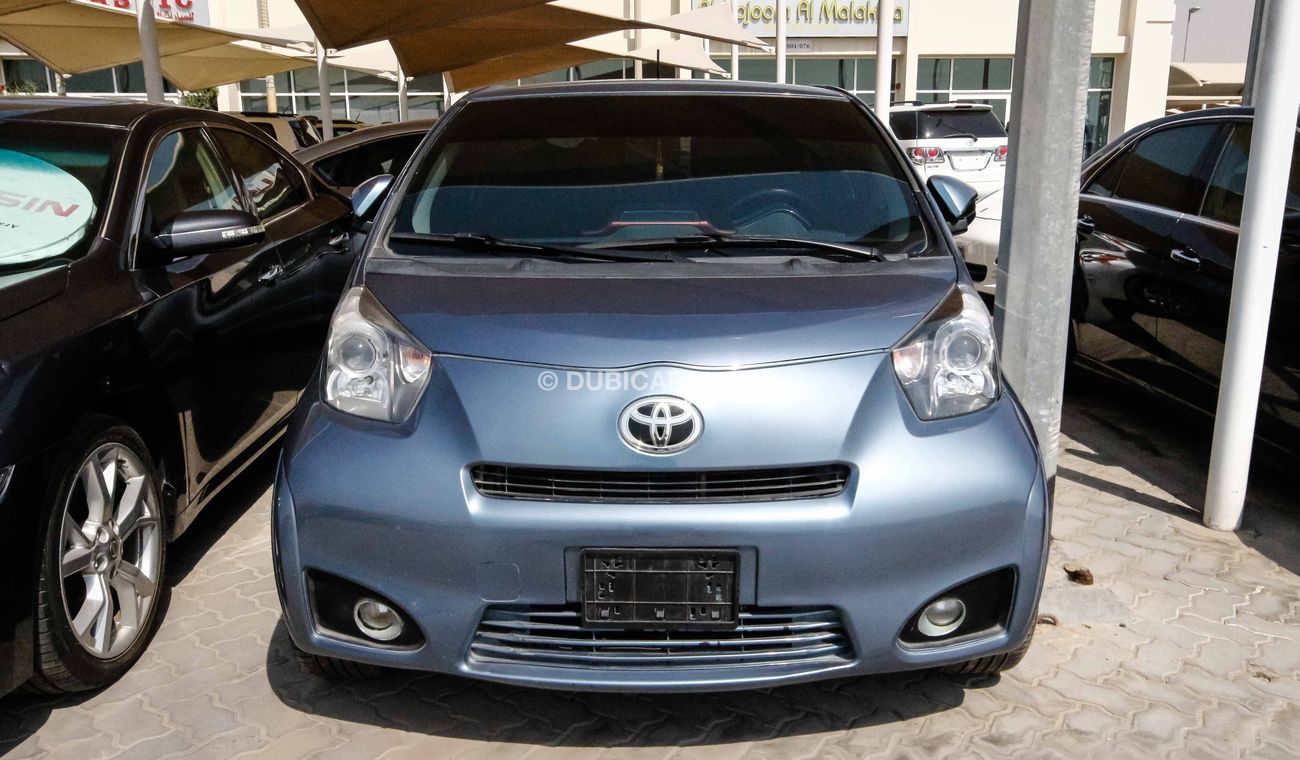 تويوتا آي كيو