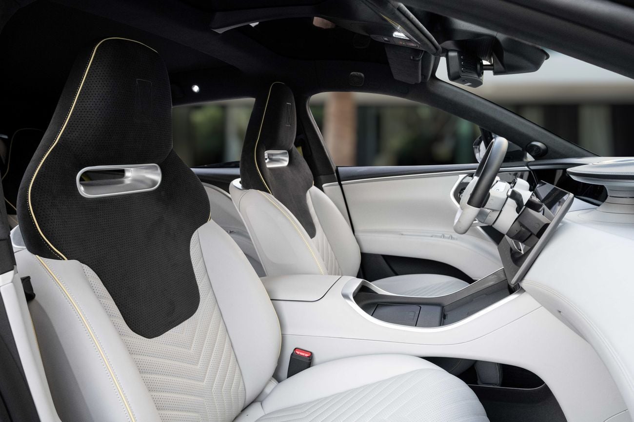 أفاتر 11 11 Premium | 4,465 P.M | 0% Downpayment | Avatr Warranty!