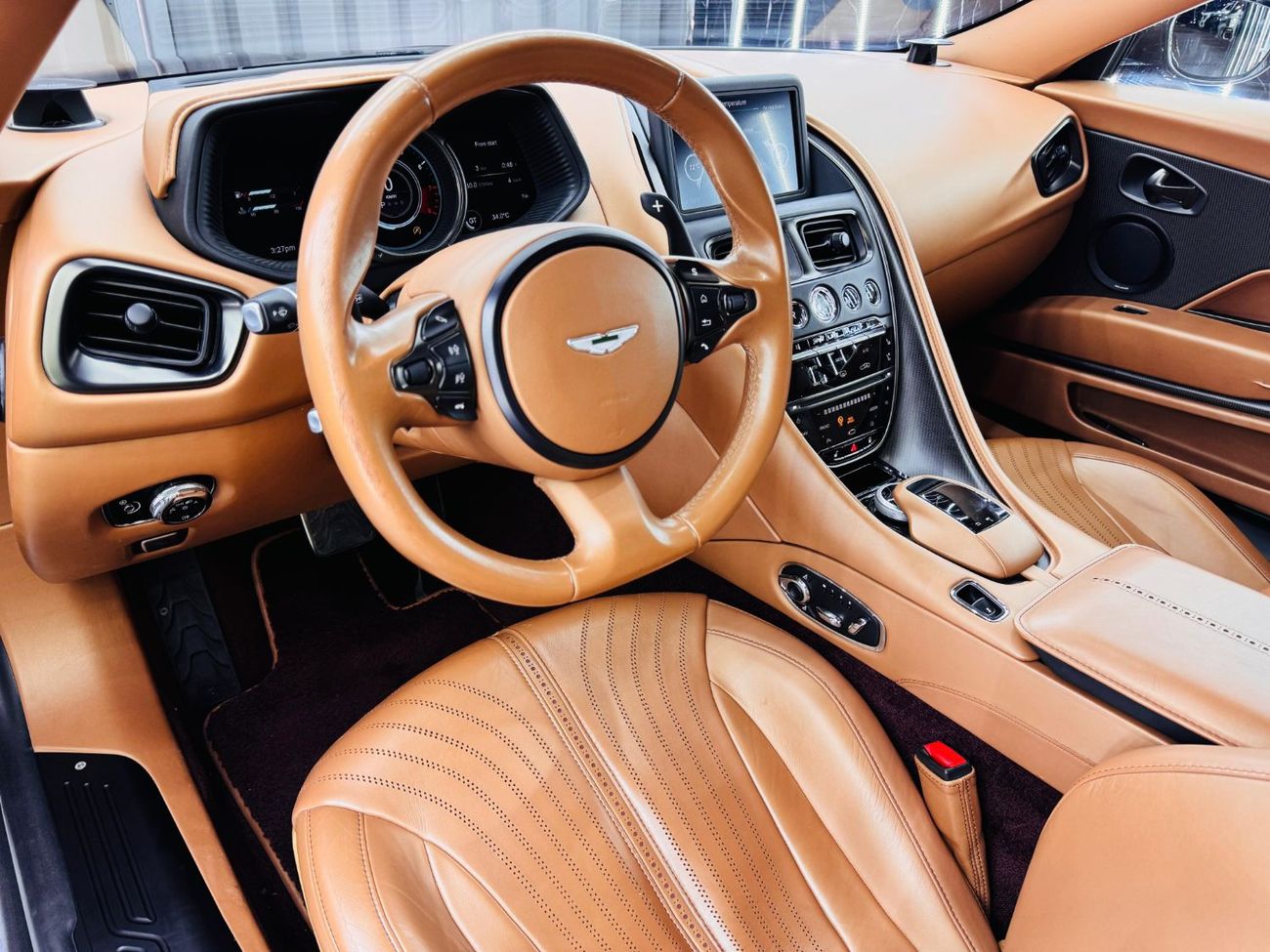 Aston Martin DB11 AMR 5.2L 2018 Aston Martin DB11 AMR V12 With full Aston Martin Service History
