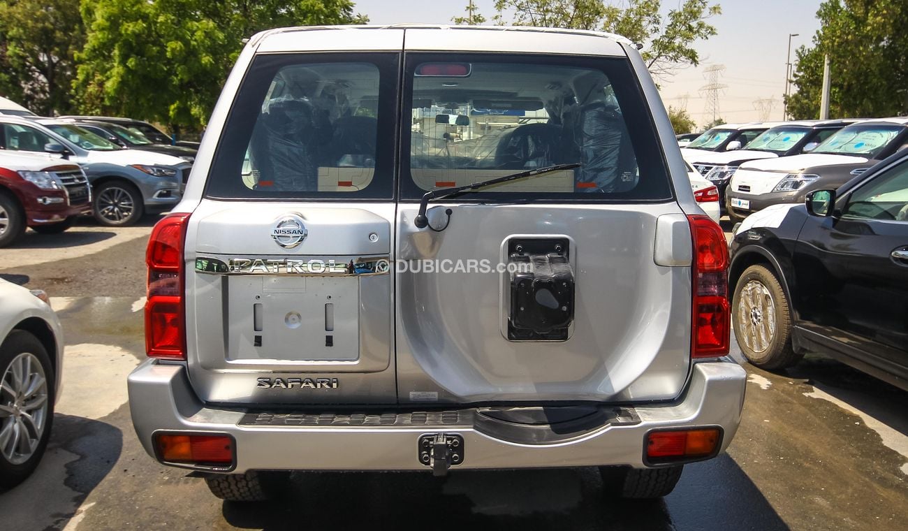 نيسان باترول سفاري