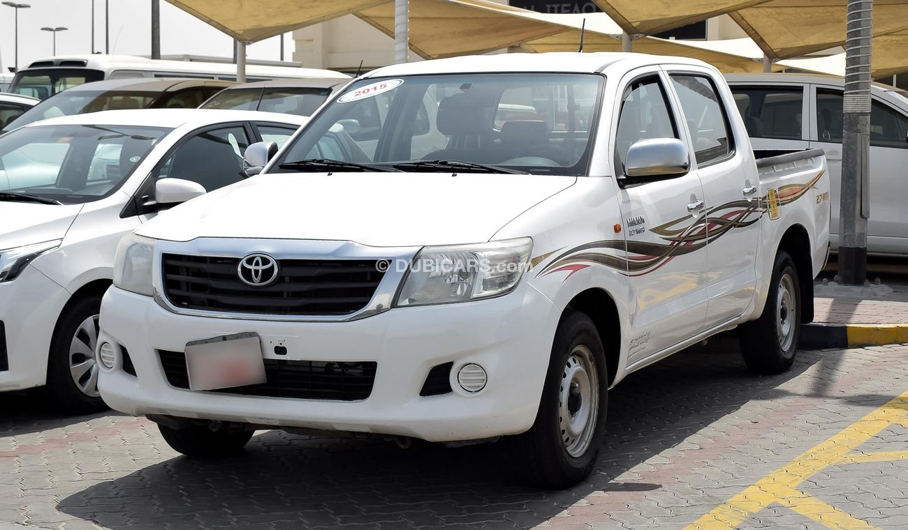 Toyota Hilux 2015 CC No Accident No Paint A Perfect Condition