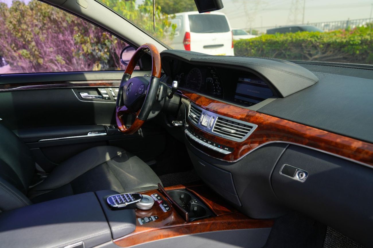 Mercedes Benz S350 LWB 2010!! VERY LOW MILEAGE!! KOREAN SPECS