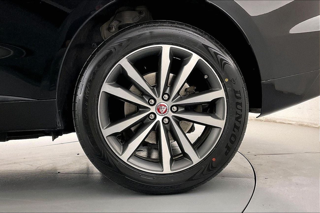 جاكوار F بيس R-Sport | عرض العيد الحصري | خالية من أضرار الفيضانات