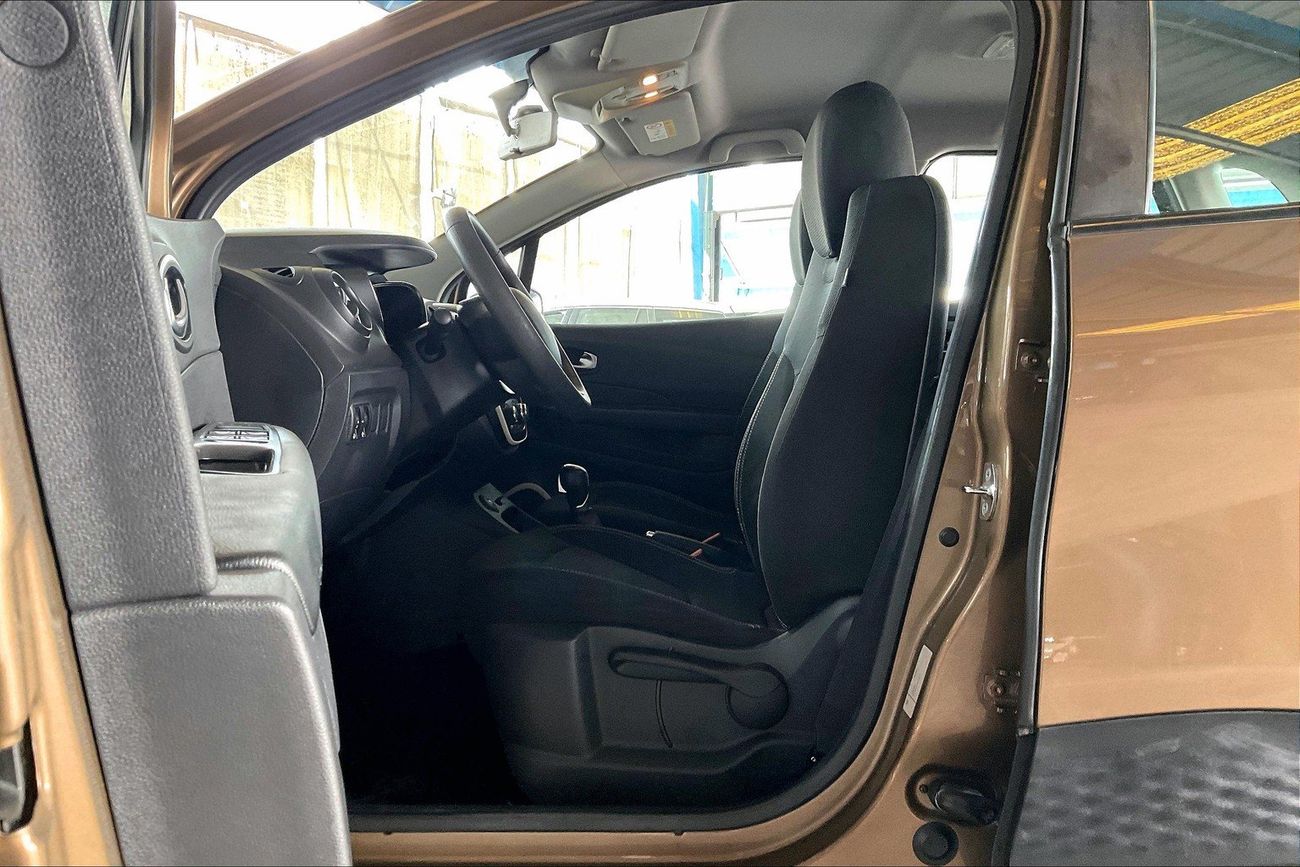 Renault Captur PE | National Day Celebration | Guaranteed Warranty | 0 Down Payment