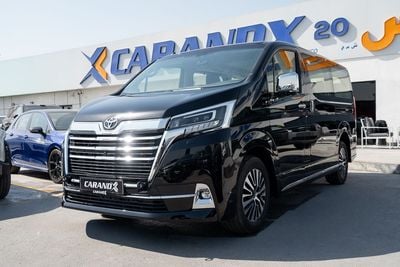 تويوتا جرافينا Premium 6 seater Diesel 2.8L Automatic Transmission 2025