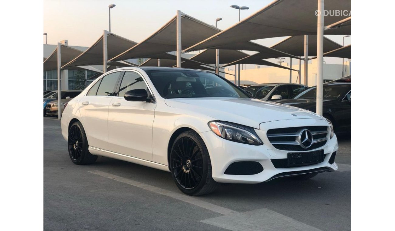 مرسيدس بنز C 300 مرسيدس c300-موديل 2016-وارد -حساسات -نفيكشن-شاشة -فتحة سقف-تبريد وتسخين مقاعد