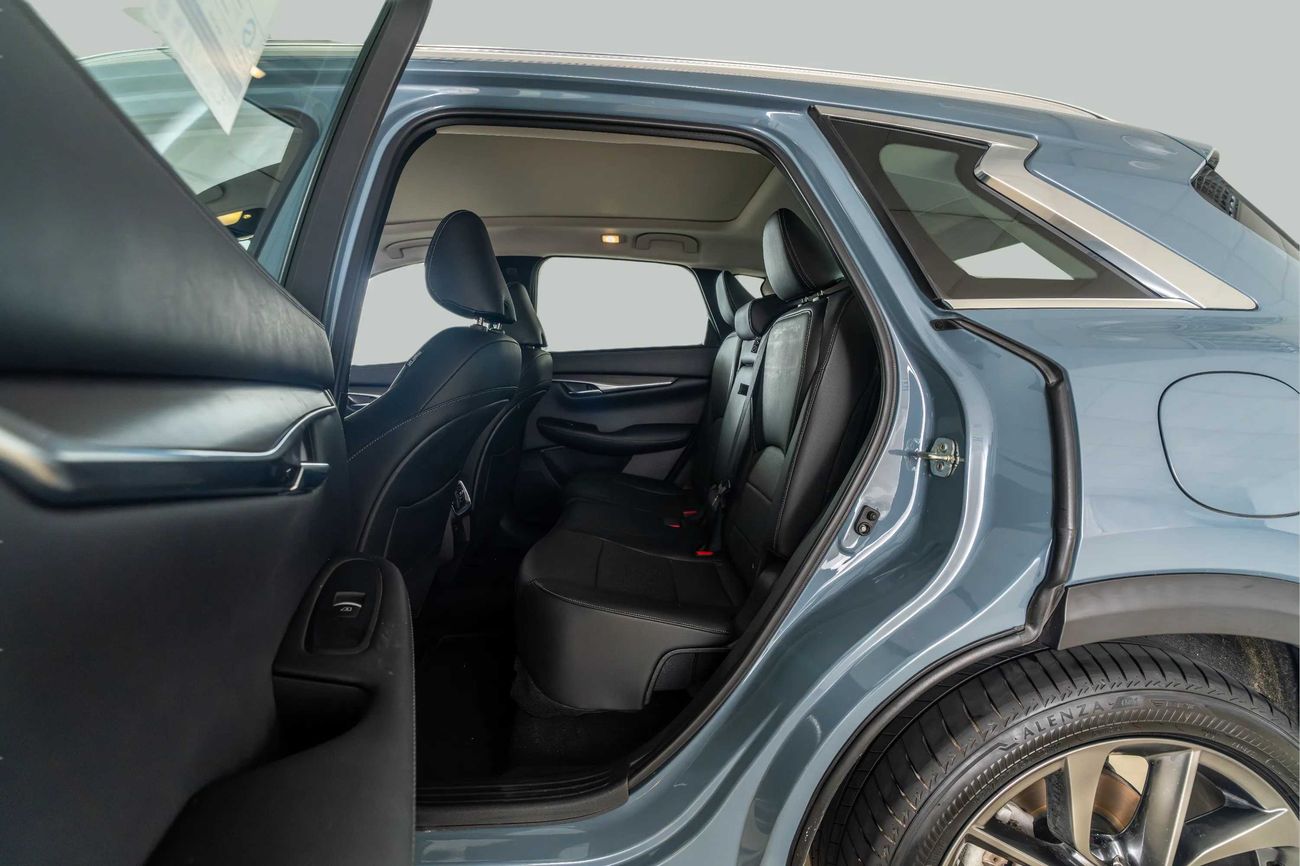 Infiniti QX50 LUXE 2.0