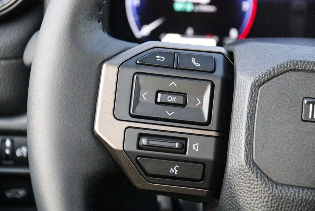 تويوتا برادو Adventure Dual Tone 2.4T TOYOTA LAND CRUISER PRADO 2024 2.4L TURBO ADVENTURE