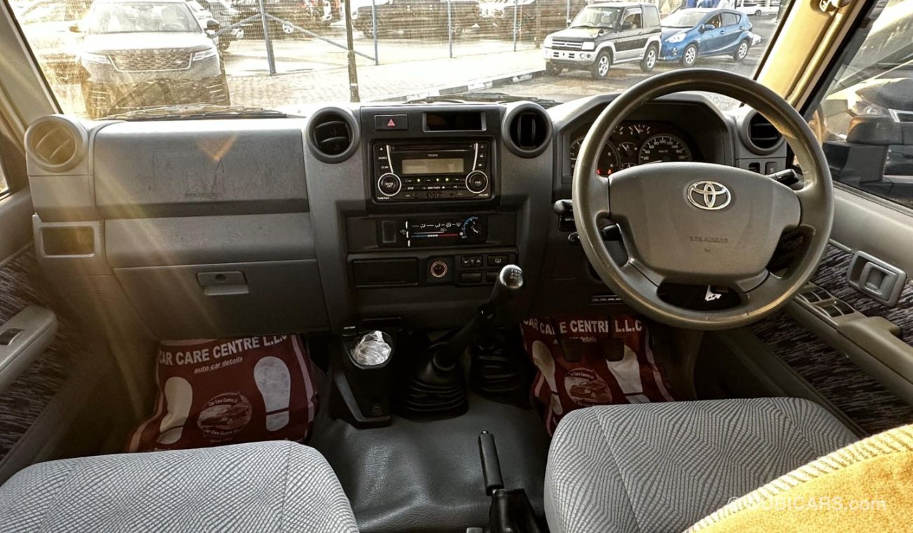 Toyota Land Cruiser Hard Top