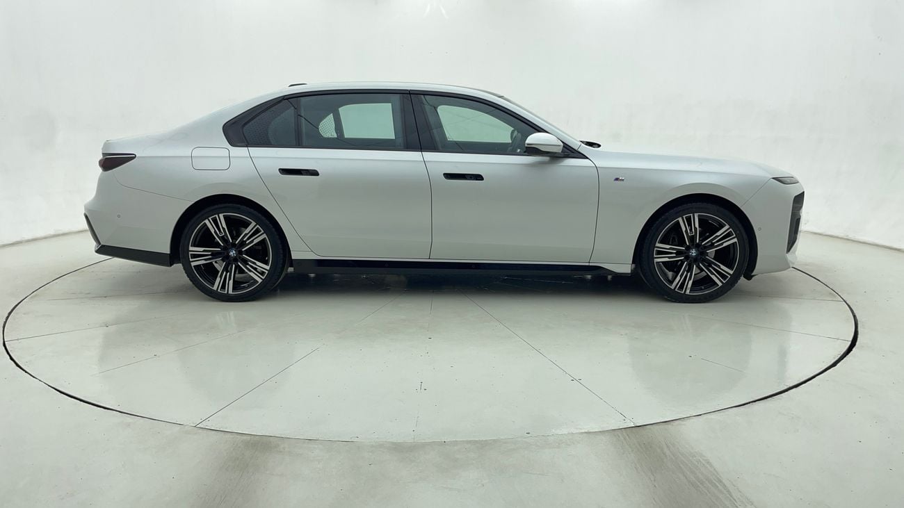 بي أم دبليو 735i 2024 M SPORT INDIVIDUAL | AED 4510/Month | 0 DP | 30 Day Return | Warranty | Service History