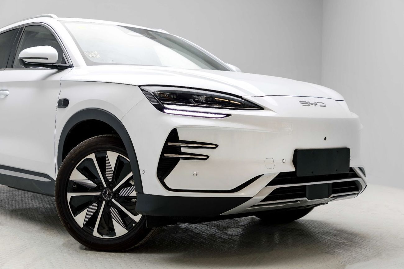 بي واي دي سونغ بلس ID Flagship - White Inside Beige & Grey | Export Only