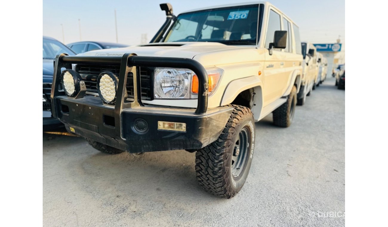 Toyota Land Cruiser Hard Top