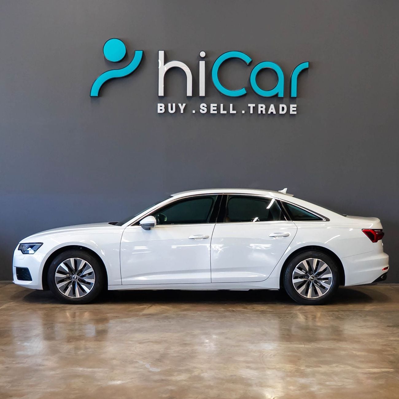 Audi A6 40 TFSI 2.0L AED 1,724 pm • 0% Downpayment • Audi A6 40 TFSI • Agency Service Contract