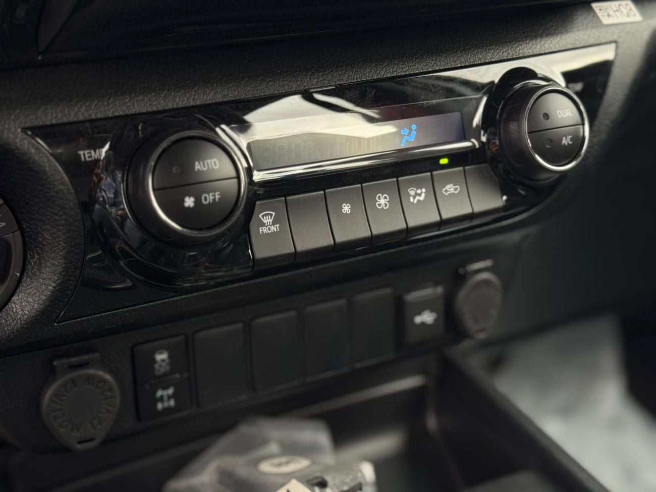 Toyota Hilux TOYOTA HILUX GR 4.0L 2026 GCC V6