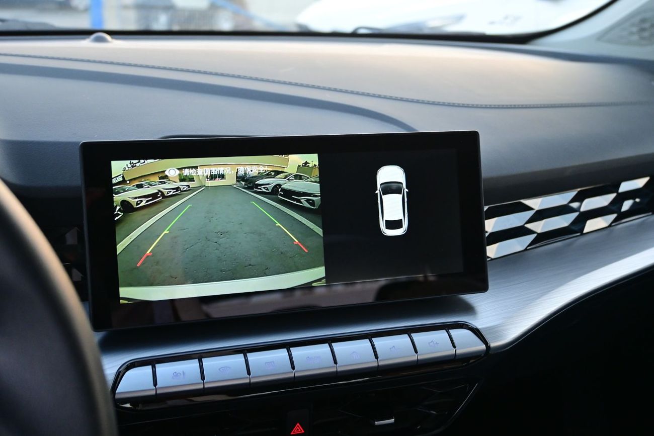 MG 5 MG5 1.5L, Manual Petrol, Model 2025 Color White