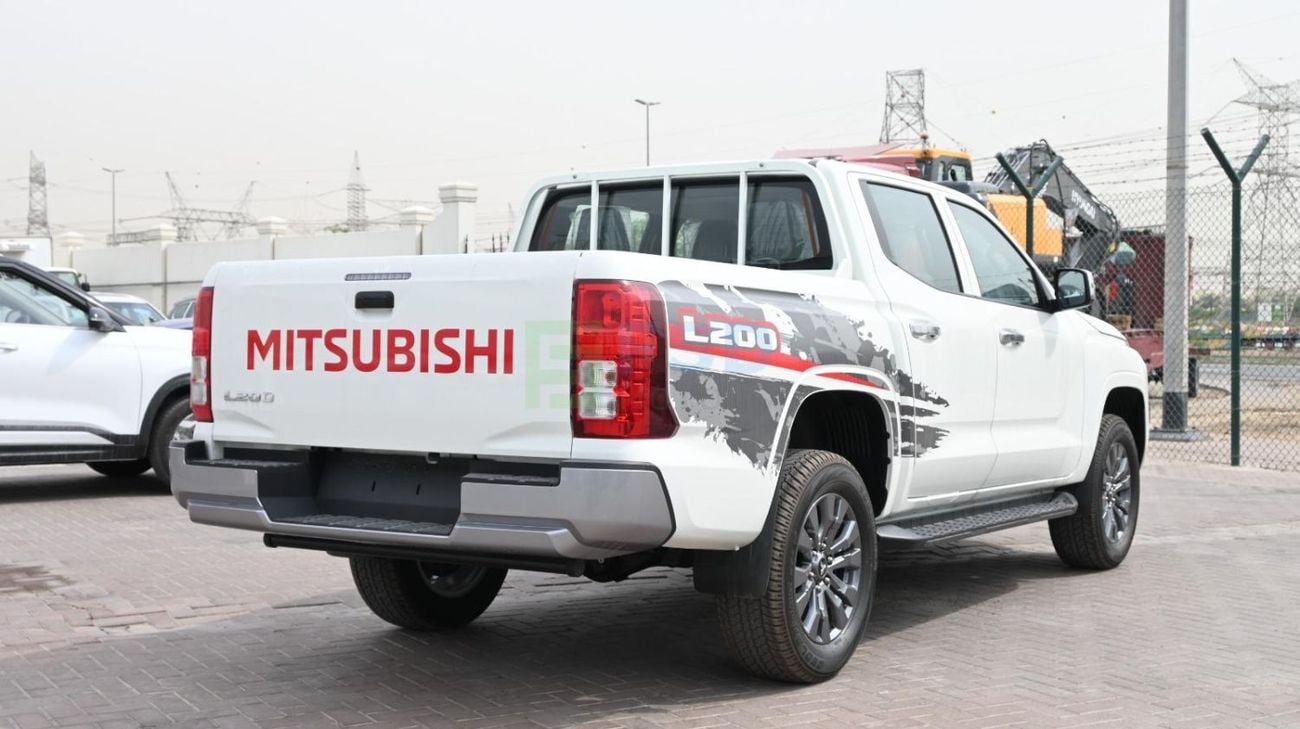 Mitsubishi L200 MITSUBISHI L200 2.4L PETROL GLS-PLUS  DCAB 4WD 5MT CHROME PACKAGE MY-2027