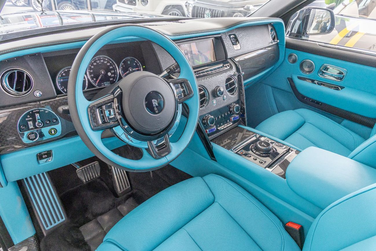 رولز رويس كولينان Rolls Royce Cullinan Black Badge | 2024