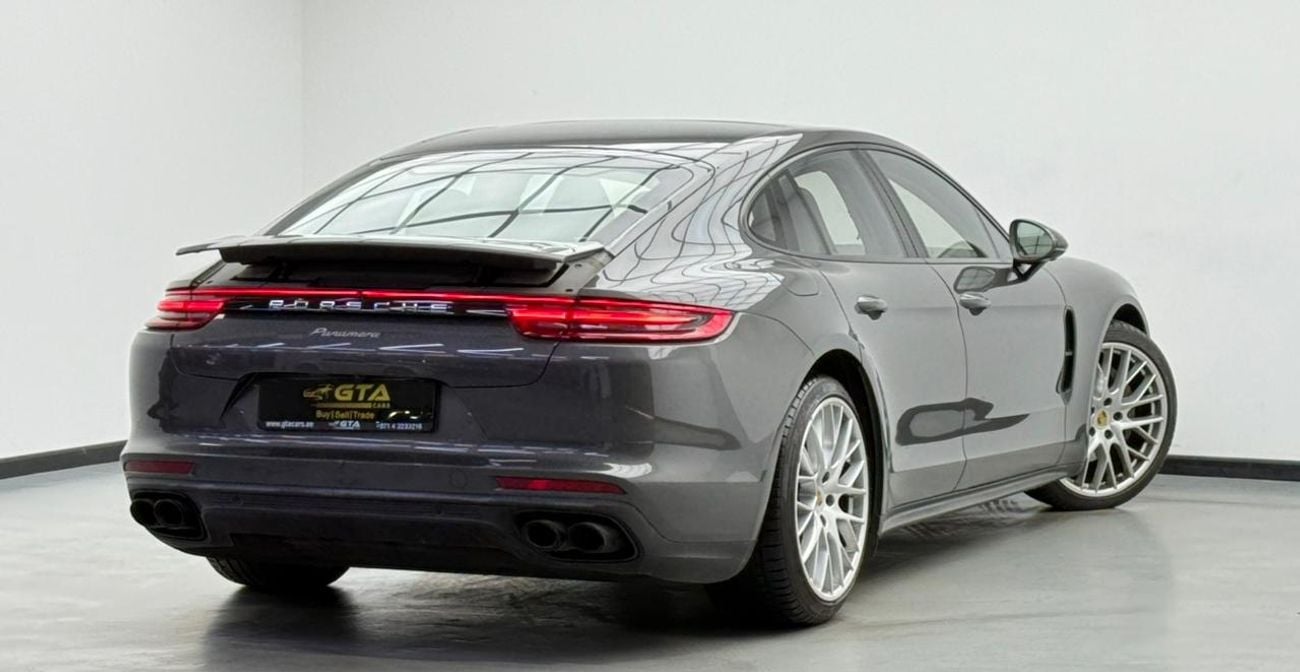 بورش باناميرا 2018 Porsche Panamera, Full Porsche Service History, Sport Chrono Package, Fully Loaded, GCC