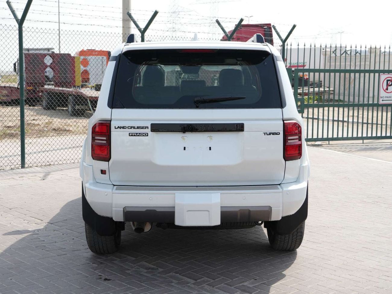تويوتا برادو Toyota Prado 2.8L diesel Luxury panorama Full option GCC 2026