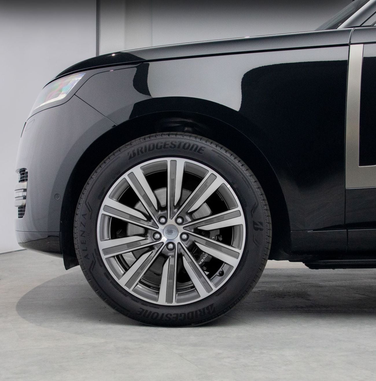 Land Rover Range Rover HSE P530 4.4L