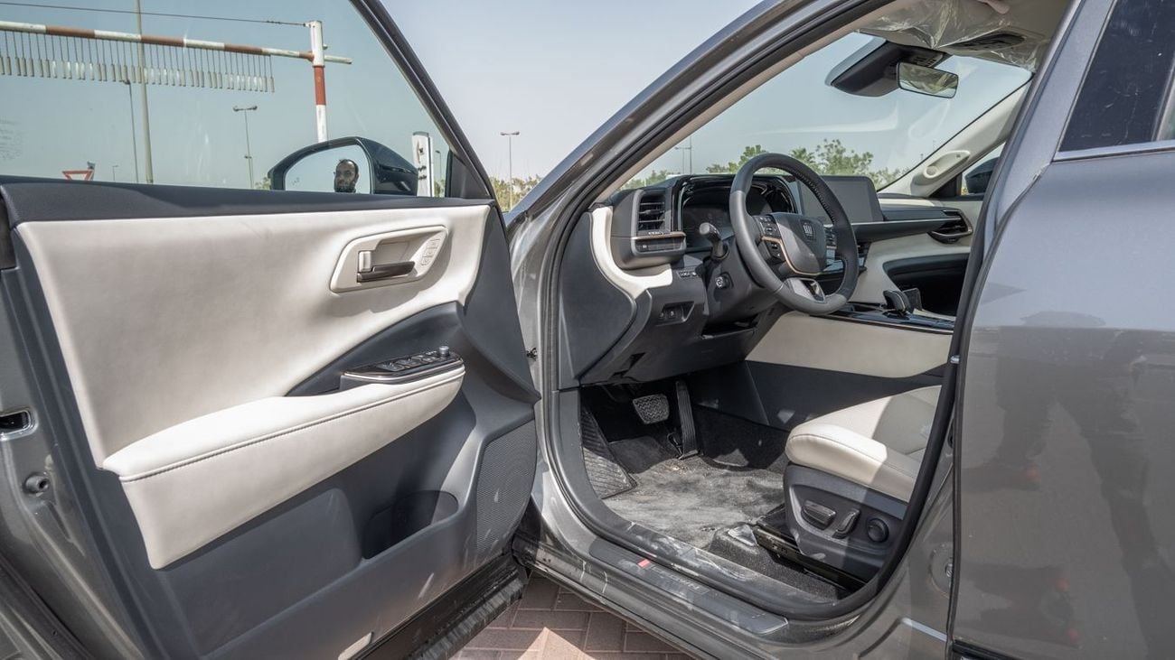 تويوتا كراون PLATINUM TOYOTA CROWN 2.5 HEV HI -2026YM