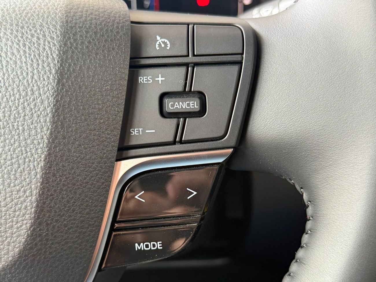 Toyota Camry LE 2.5 MADE IN JAPAN *EXPORT ONLY**التصدير فقط خارج الخليج***