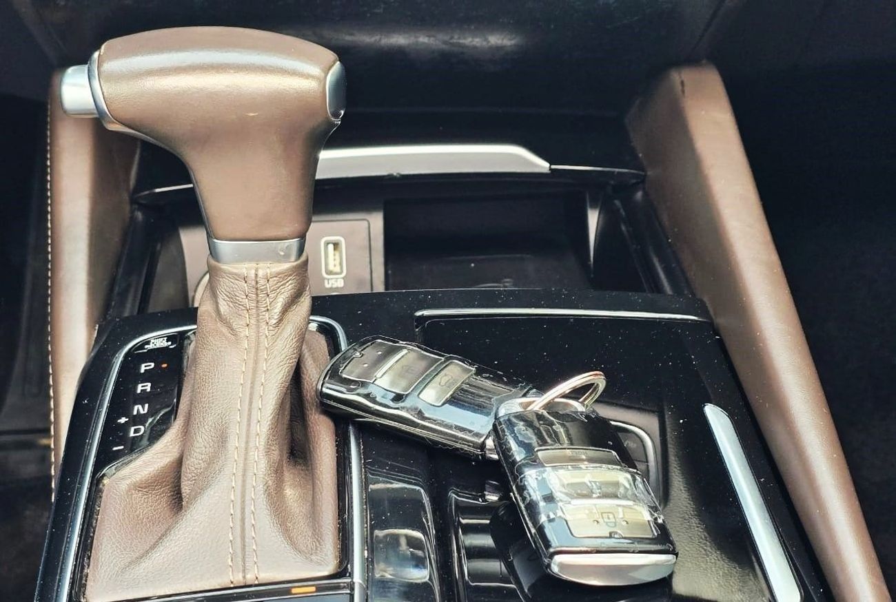 Kia Cadenza GDi Top 3.3L