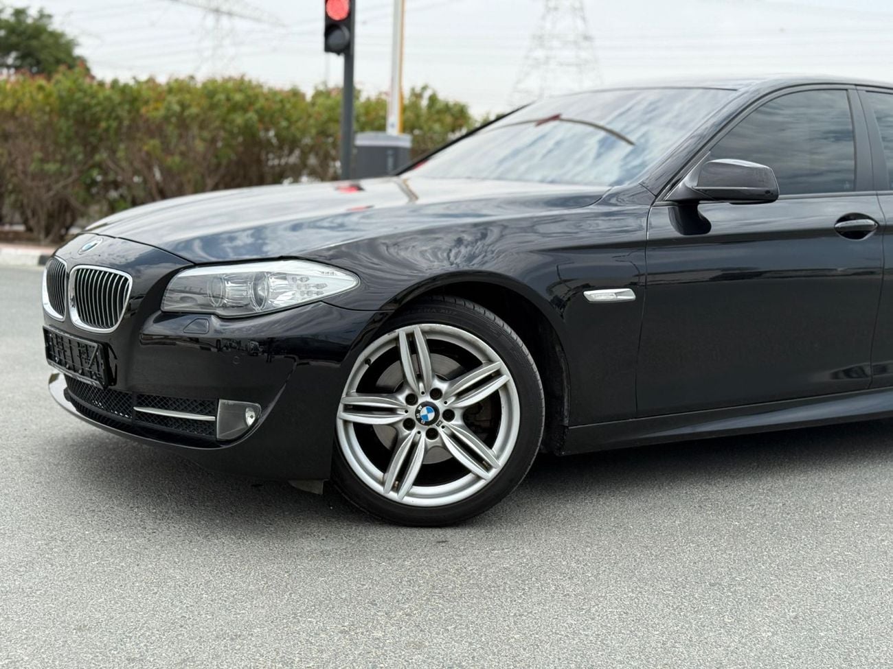 بي أم دبليو 528i Exclusive M Sport 2.0L
