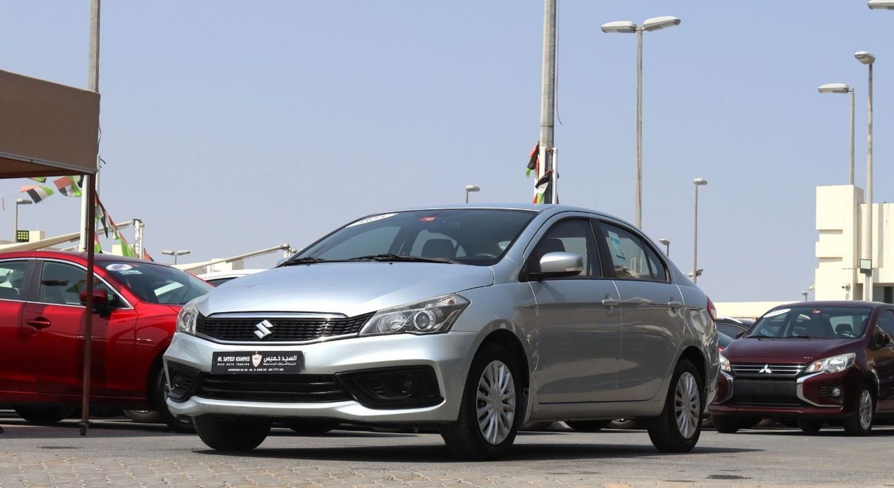 سوزوكي سياز سوزوكى سياز - 2023 - خليجى - بدون حوادث - محرك 1.5 - بحاله ممتازه فى الداخل والخارج