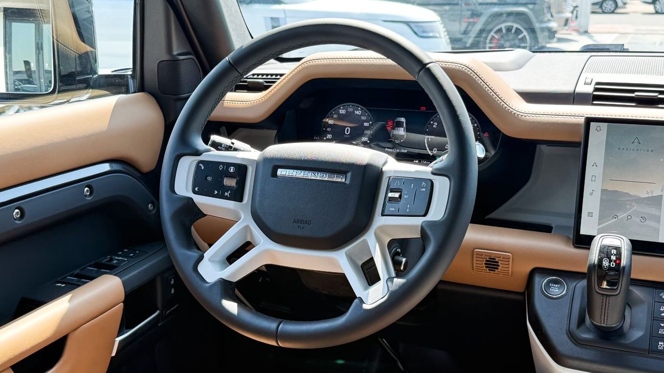 Land Rover Defender P400 110 X-Dynamic HSE 3.0L (7 Seater)