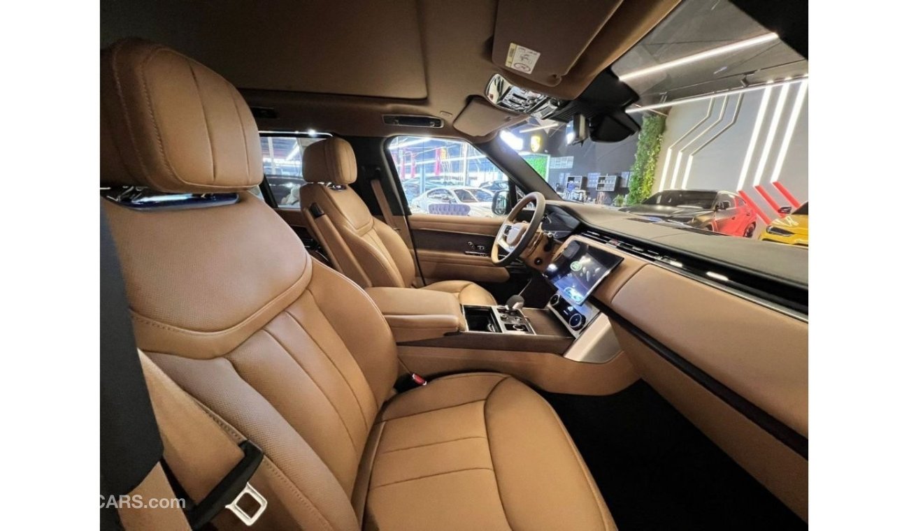 Land Rover Range Rover LAND ROVER VOGUE P530 HSE BLACK /TAN /GCC AL TAYER WARRANTY /23 RIMS