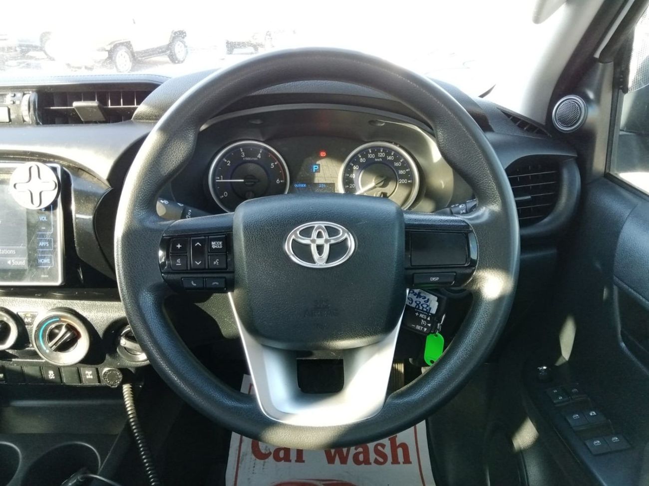 Toyota Hilux TOYOTA HILUX PICK UP RIGHT HAND DRIVE (PM1167)