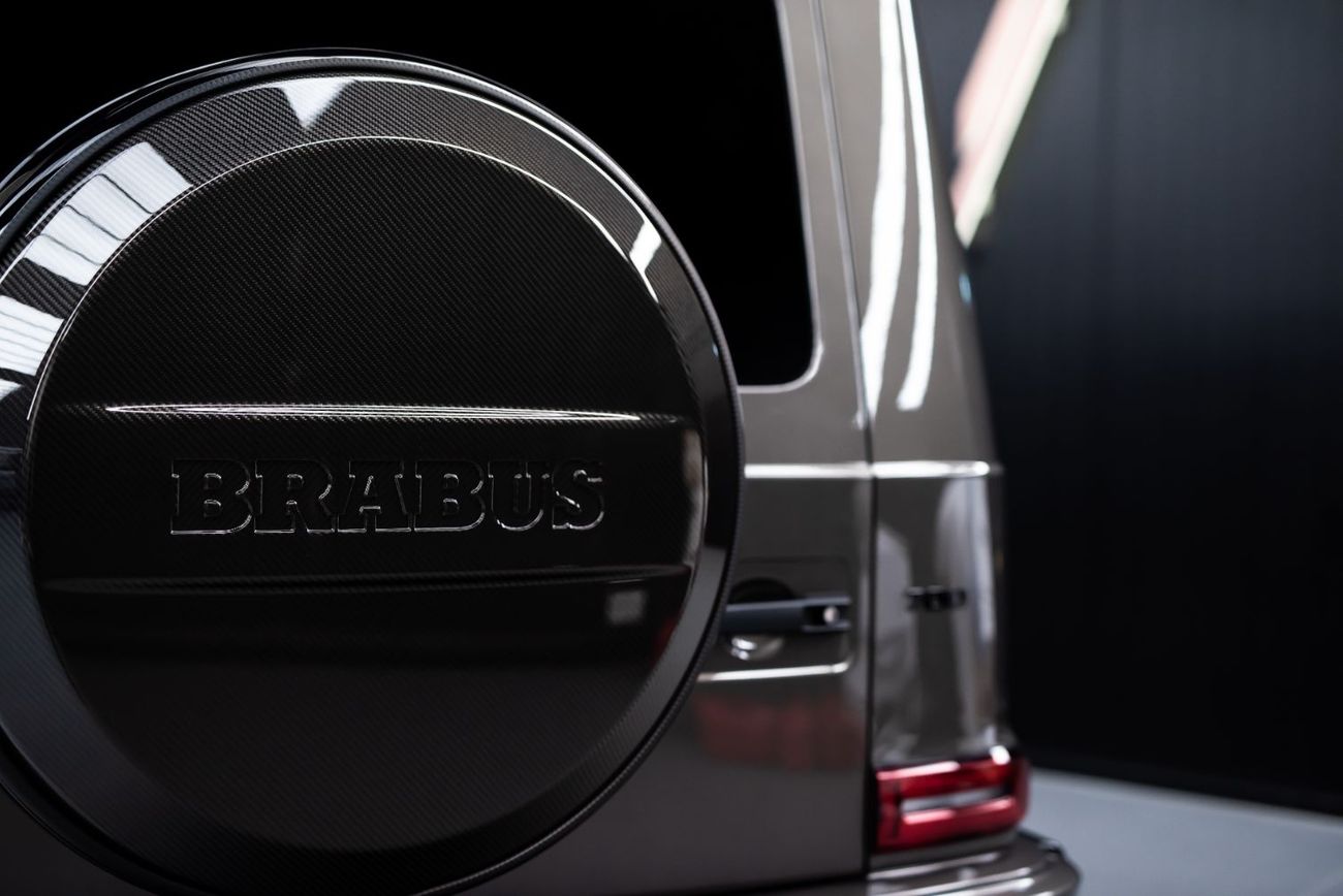 BRABUS 700 - Mercedes-AMG G 63 A22 / 2025 / Carbon trim / BRABUS Widestar Carbon Parts Package I and II
