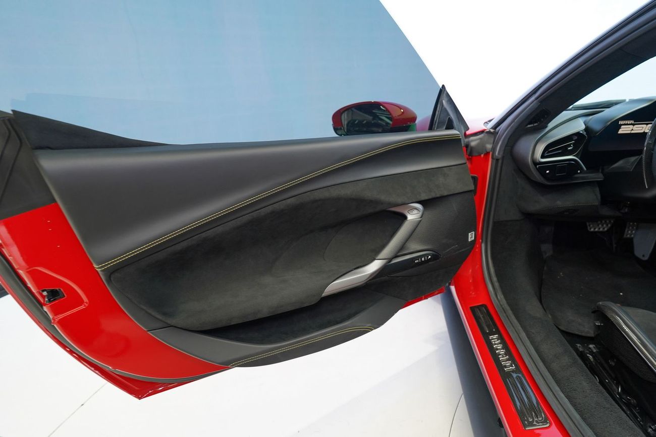 فيراري 296 GTB 3.0T V6 PHEV