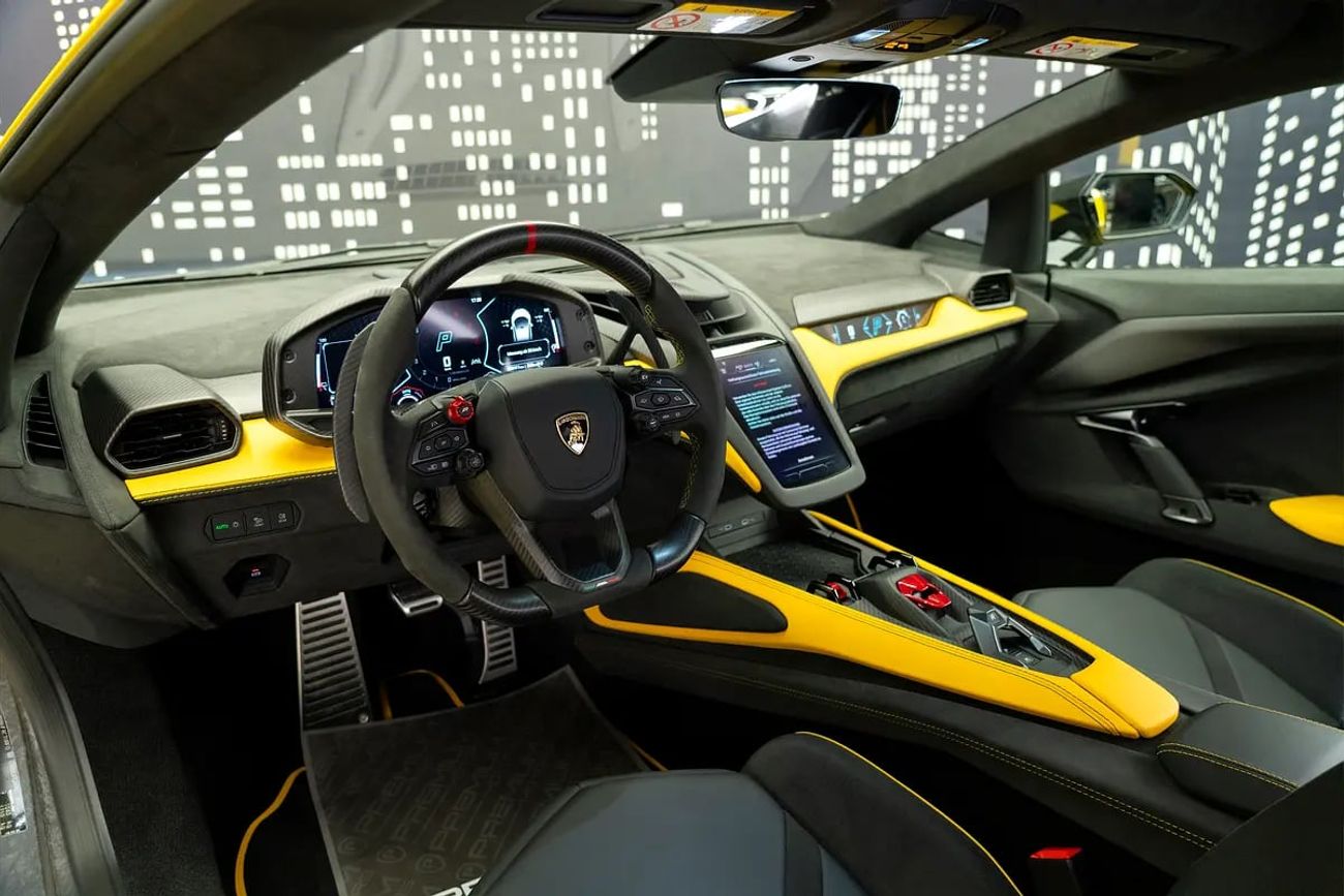 لامبورغيني ريفويلتو 6.5L V12 Hybrid