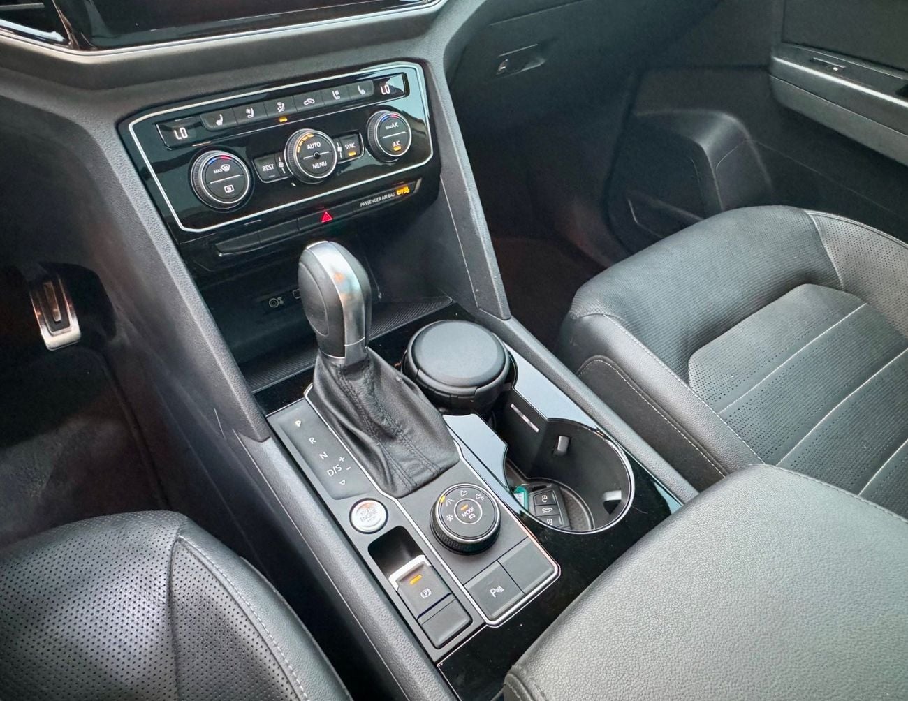 Volkswagen Teramont R LINE